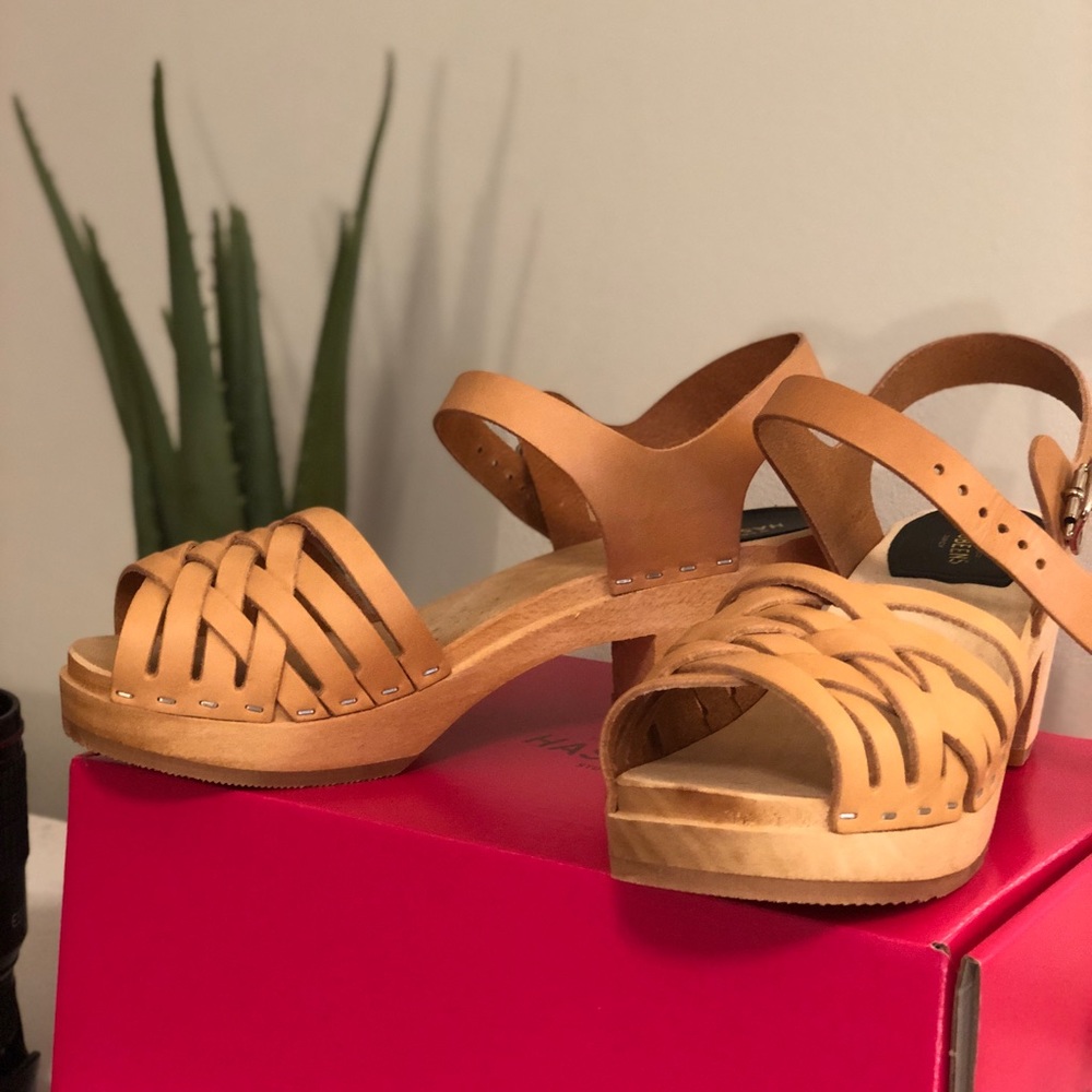Nude Hasbeens Sandals